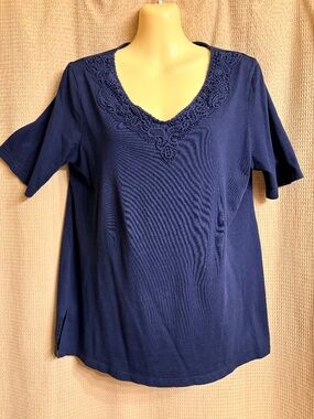 Karen Scott Navy w/crochet Top T Women's M